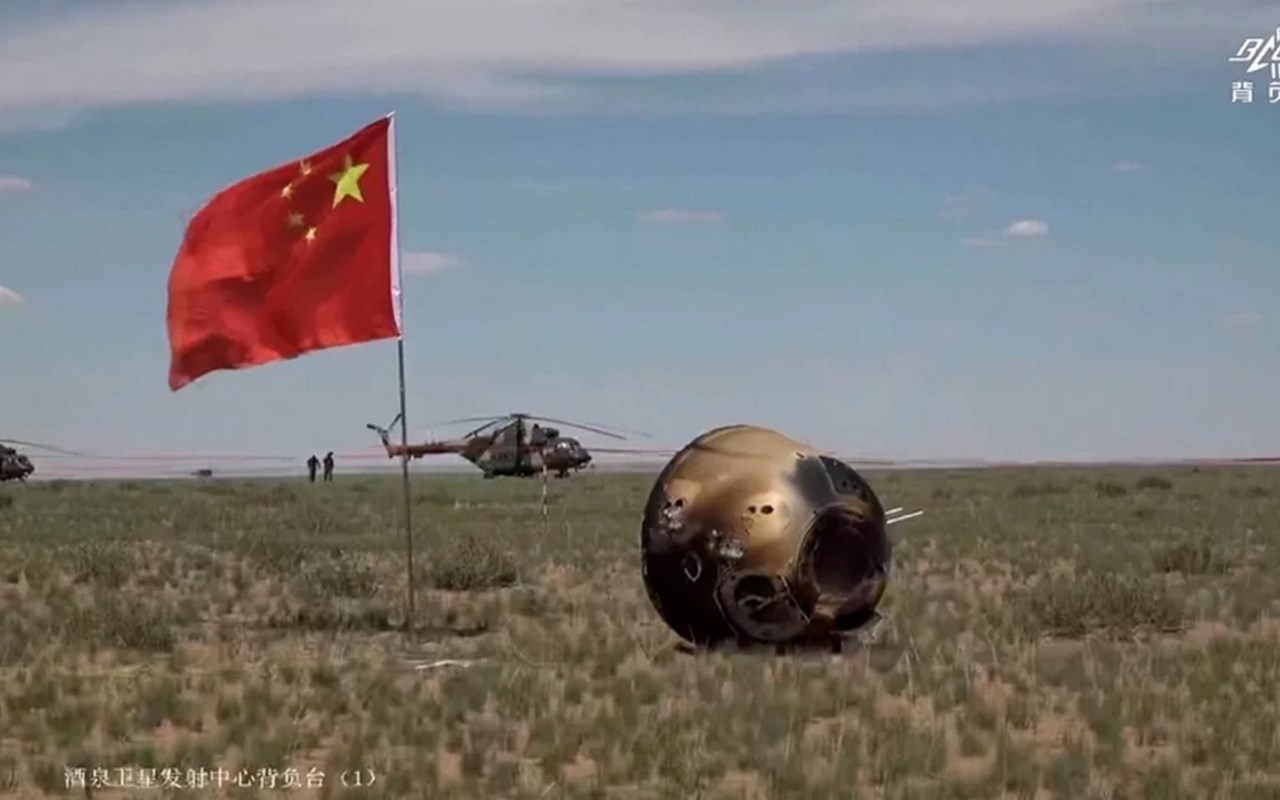 Σπουδαία πρωτιά της Κίνας που μετέφερε στην Γη τα πρώτα στην ιστορία δείγματα από την αθέατη πλευρά της Σελήνης
